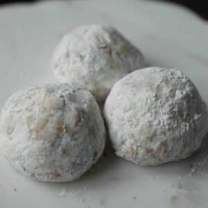 Walnut balls